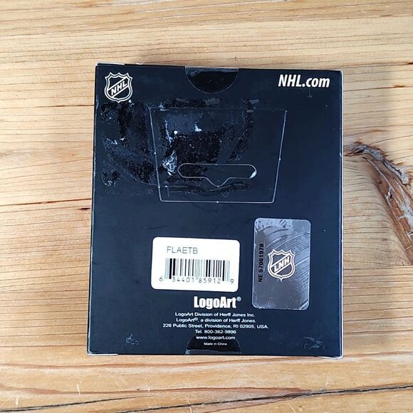 New In Box NHL Team Logo Jewelry Calgary Flames One Size Enamel Bracelet - Picture 7 of 7